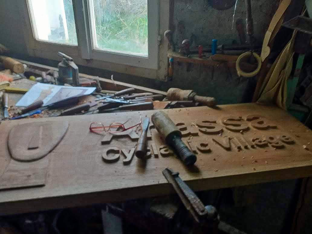 Wood sculpure